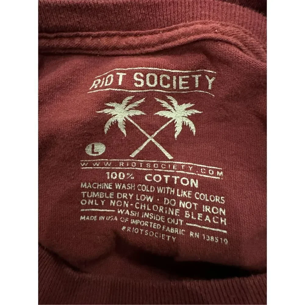 Riot Society reaper T-shirt size large